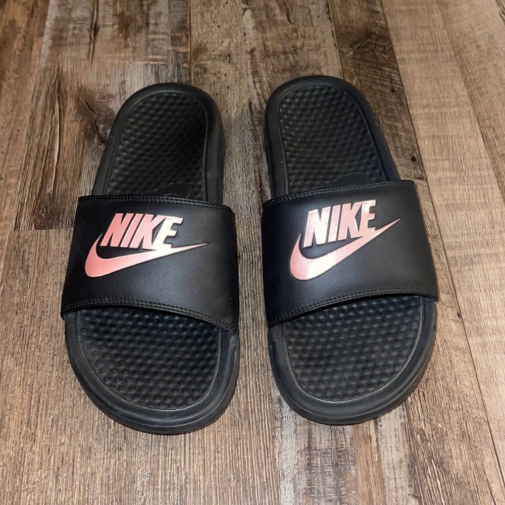 *NIKE* slides ; size: W 9 ; condition: *LIKE NEW*